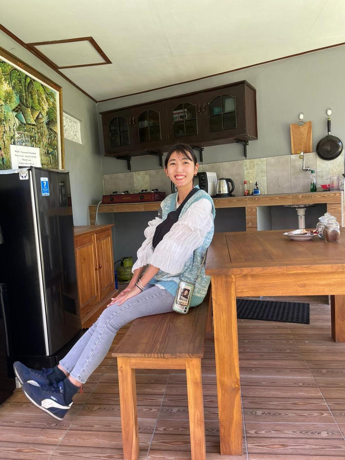 Raditya Homestay Mambal Exterior photo